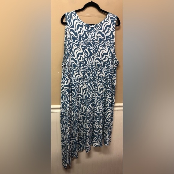 Ava & Viv Blue White Swirl Sleeveless Asymmetrical Dress Pockets Size 4X NWT - Picture 2 of 7